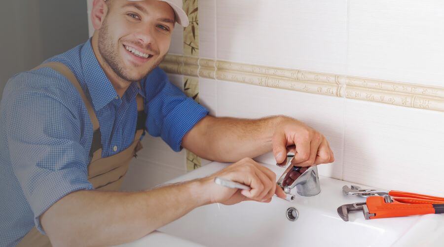 Local tankless water heater installation in Coulterville, IL